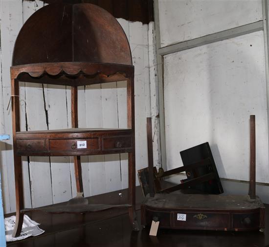 Georgian bow-fronted three-tier corner washstand & a mahogany toilet mirror base (plate deficient)